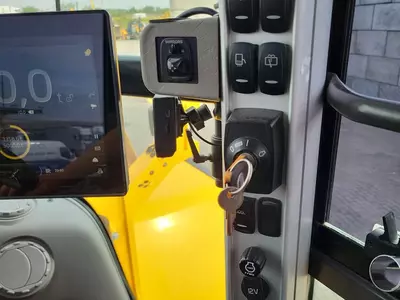 Колесный погрузчик Volvo L260 H