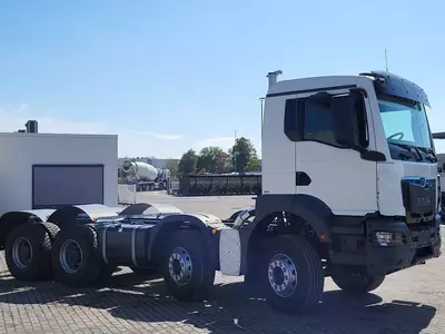Шасси грузовик MAN TGS 41.400 8X4