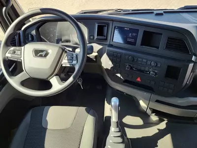 Шасси грузовик MAN TGS 41.400 8X4