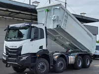 Самосвал Iveco T-WAY 450 8X4 Cantoni