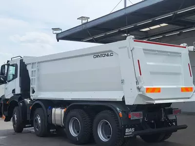 Самосвал Iveco T-WAY 450 8X4 Cantoni