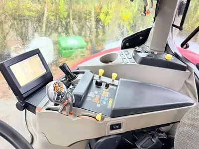 Колесный трактор Case IH Puma 180 CVX Multicontroller