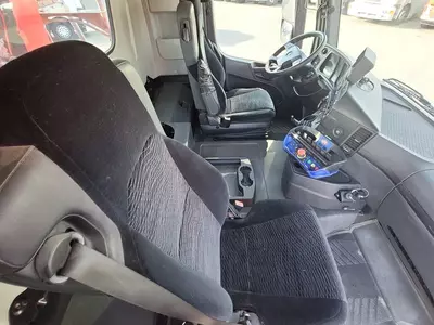 Грузовик с крюковым погрузчиком Mercedes Arocs 4145 8X4 Hyva Type: 26-51-S