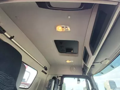 Грузовик с крюковым погрузчиком Mercedes Arocs 4145 8X4 Hyva Type: 26-51-S