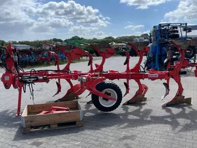 Плуг оборотный Maschio UNICO NS 4 PLUS STEINSICHERUNG