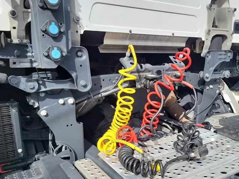 Тягач Scania S520 4X2