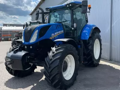 Трактор колесный New Holland T 7.210