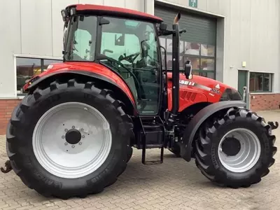 Трактор колесный Case IH 105 U PRO
