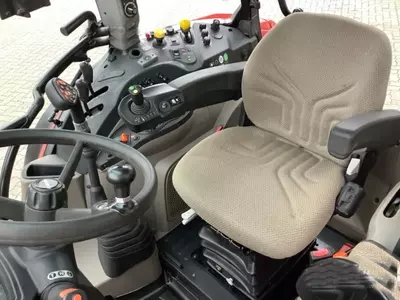 Трактор колесный Case IH 105 U PRO