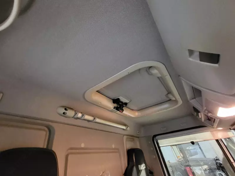 Грузовик с кузовом-фургоном Iveco 120-250 4X2 390 001 298 сум - "Fresh online"©️