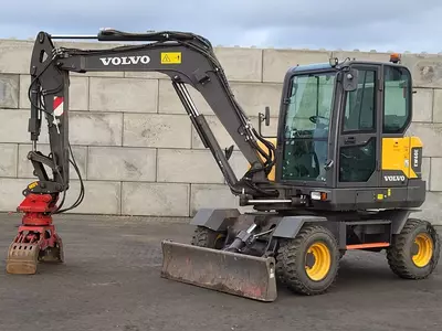 Колесный экскаватор Volvo EW60 E
