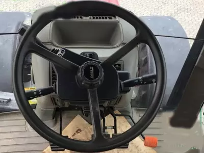 Трактор колесный Case-IH puma 125