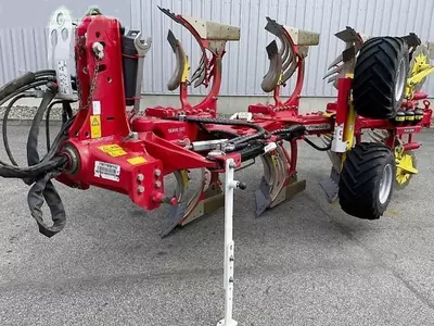 Плуг Pöttinger Servo 3000 Plus Nova (4-корпусный)