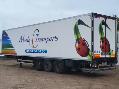 Холодильник полуприцеп Lamberet Carrier Vector 1950Mt