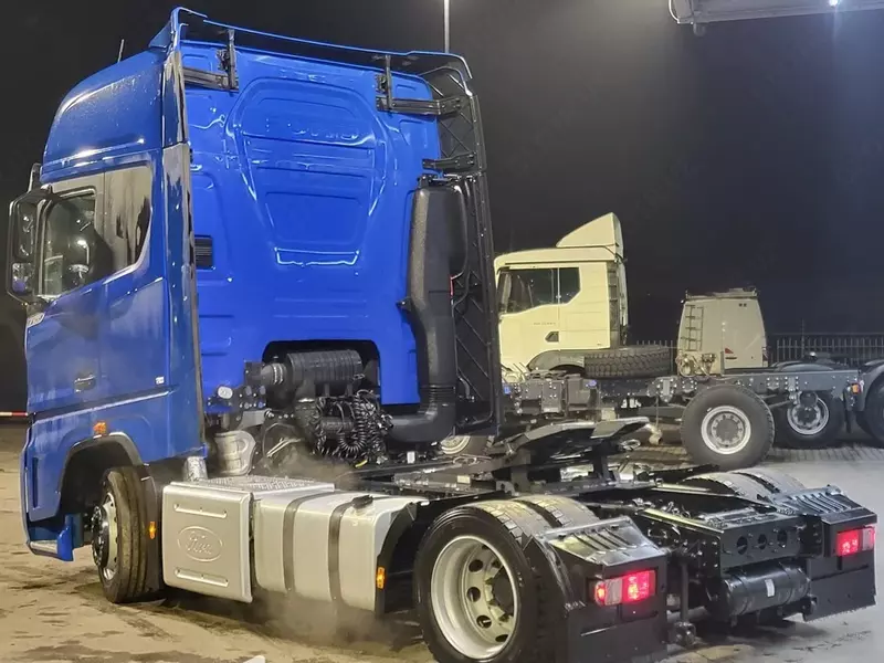 Тягач Ford F-Max 500 4X2