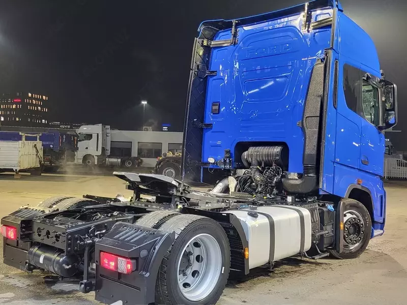 Тягач Ford F-Max 500 4X2