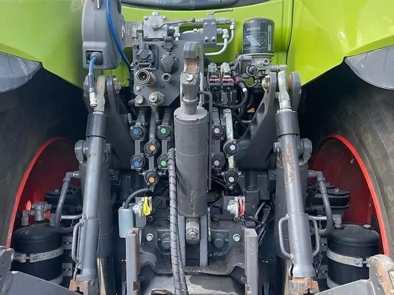 Трактор колесный CLAAS axion 870 - "Fresh online"©️