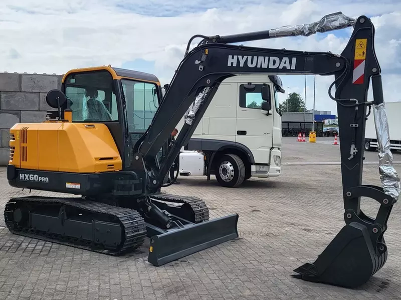 455 023 915.5 сум Мини-экскаватор Hyundai HX60 PRON