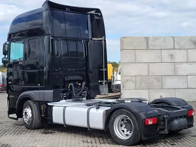 Тягач DAF XF 480 4X2 - 507 134 355 so'm / dona