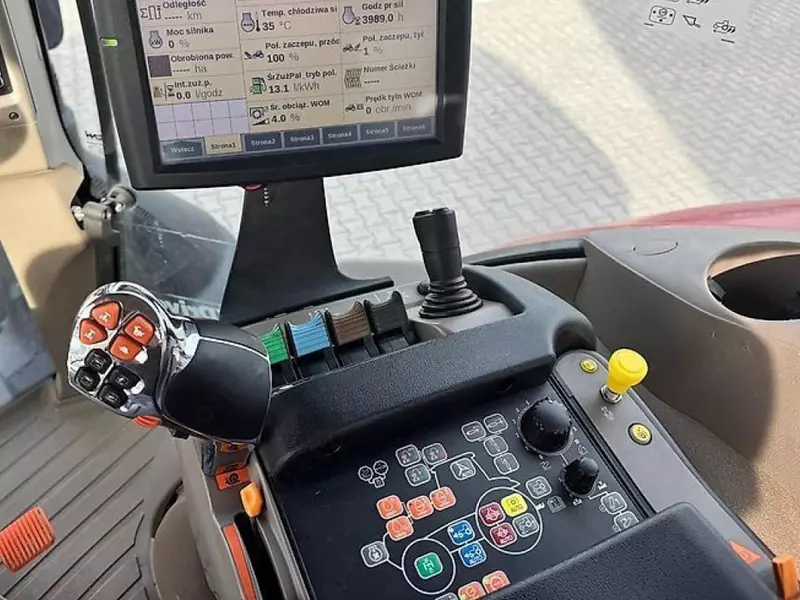 G‘ildirakli traktor Case-IH optum 270 - Traktorlar