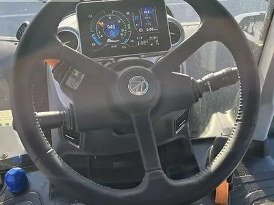 Трактор колесный New Holland T7.315 AC HD