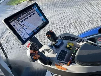 Трактор колесный New Holland T7.315 AC HD