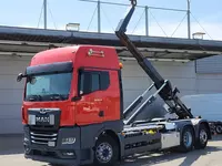 Грузовик с крюковым погрузчиком MAN TGX 26.470 6X2 VDL