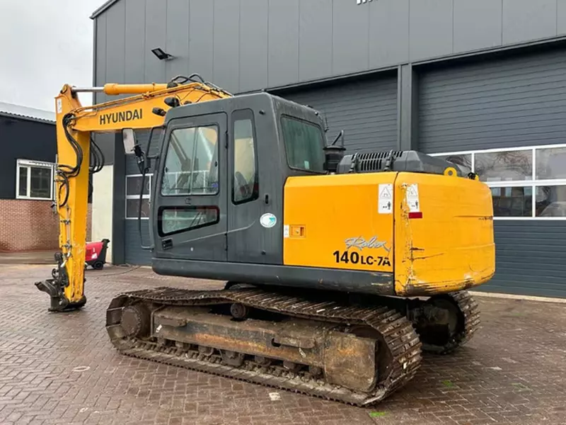 Гусеничный экскаватор Hyundai R140LC-7A - 423 694 600 сум