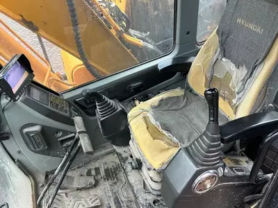 Hyundai R140LC-7A zanjirli ekskavatori