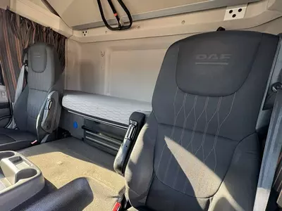 Грузовик DAF CF 320 E6 Winda Firana Tył Drzwi Dach Zsuwany Długi 9.40m