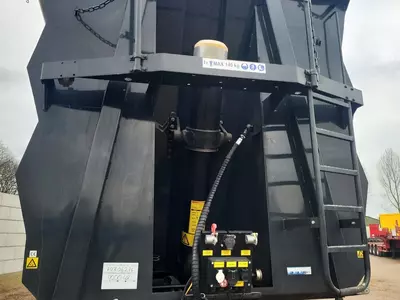 516 158 584 so'm / dona Самосвал прицеп STAS