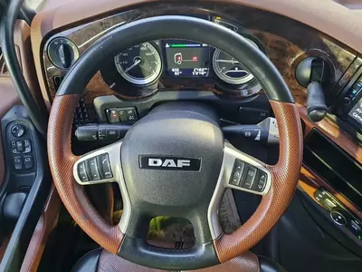 DAF XF 530 4X2 yuk mashinasi