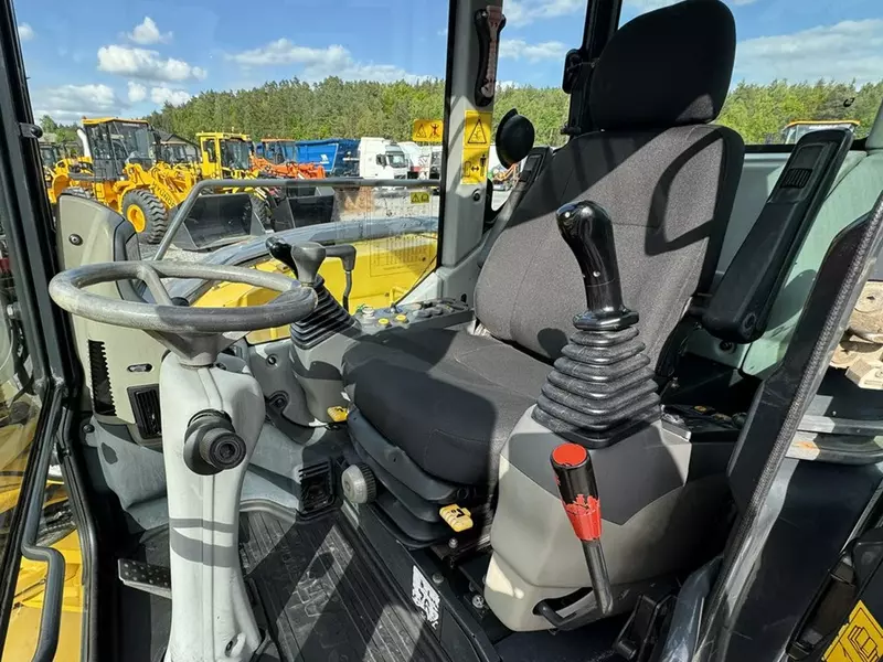  Fresh online©️ - Колёсный экскаватор Komatsu PW 98 MR 8 Pług + Podpory 10ton Szybkozłącze