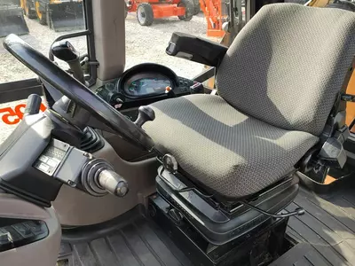 Case 695SR2-4PS ekskavator-yuklagichi