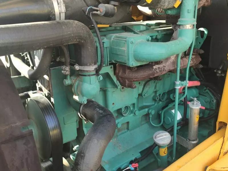 Экскаватор-погрузчик Volvo BL61B - "Fresh online"©️