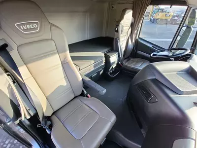 Тягач Iveco Stralis XP 480 4X2