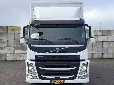 405 469 532 сум / шт Шторки грузовик Volvo FM 330 4X2 Van Berkum