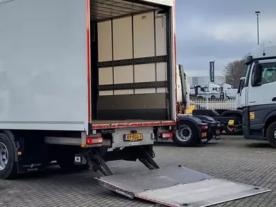 Шторки грузовик Volvo FM 330 4X2 Van Berkum - "Fresh online"©️