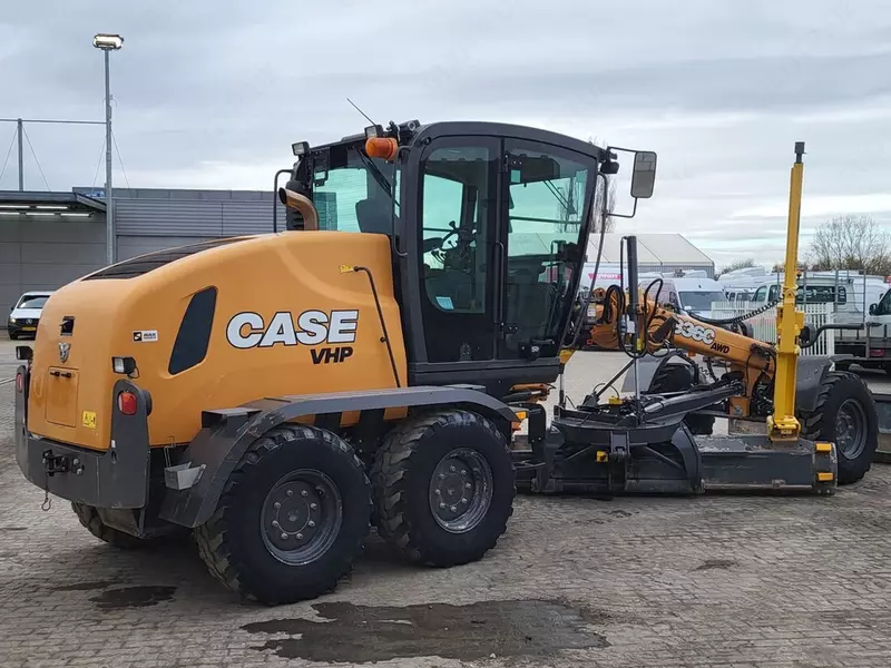 Грейдер CASE 836C AWD Только в розницу