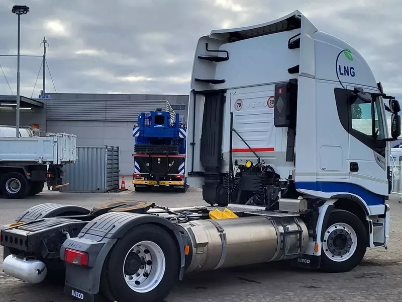  Тягач Iveco Stralis 460 4X2 (Метан) Только в розницу