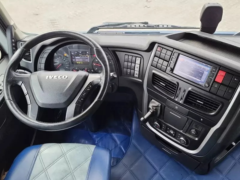  Тягач Iveco Stralis 460 4X2 (Метан) - Тягачи