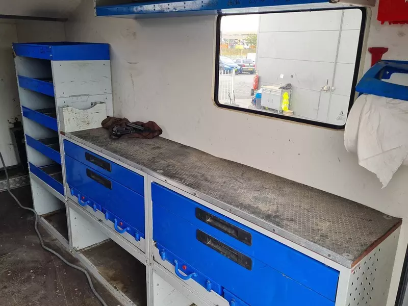  Fresh online©️ - Mercedes Antos 1830 4X2 Time France Type: VST 248 NF (Коленчатая автовышка)