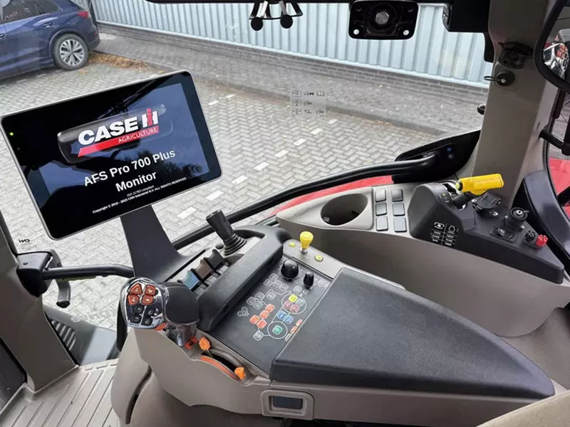  Трактор колесный Case IH Maxxum 150 CVX Stage V Traktorlar