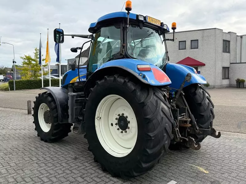 Трактор колесный New Holland T7040 Power Command - 