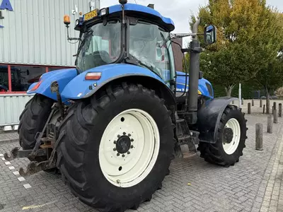  Трактор колесный New Holland T7040 Power Command Chakana savdo