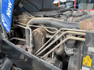  Трактор колесный New Holland T7040 Power Command Fresh online©️