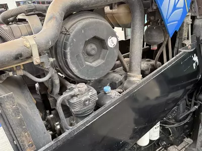  Трактор колесный New Holland T7040 Power Command - Fresh online©️