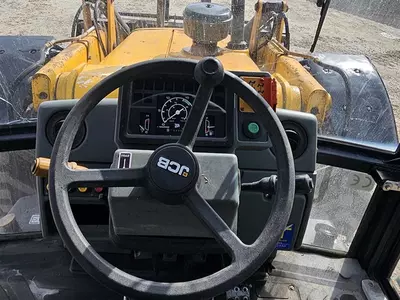 Экскаватор-погрузчик JCB 4CX eco T4i III B