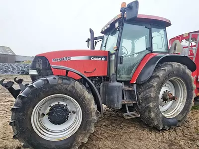 Колесный трактор Case MXM 190 Maxxum