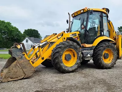 Экскаватор-погрузчик JCB 4CX AP